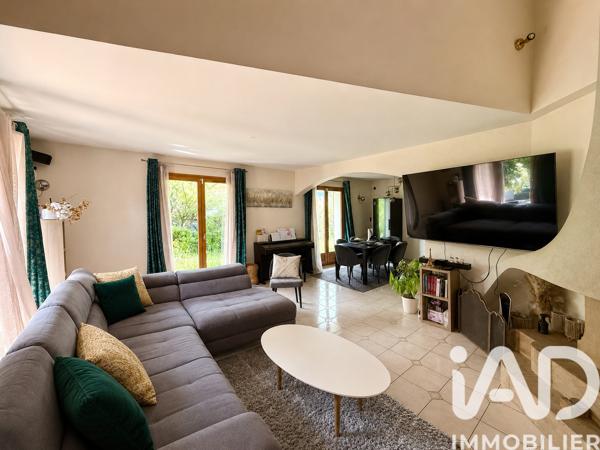 Maison à vendre 6 pièces 180 m² Ornex