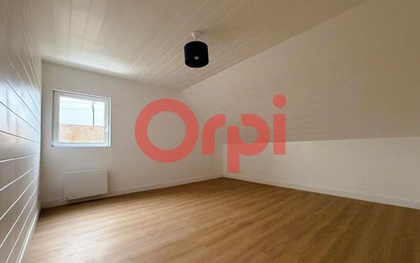 Maison à louer    3 pièces •  Estrées-Mons