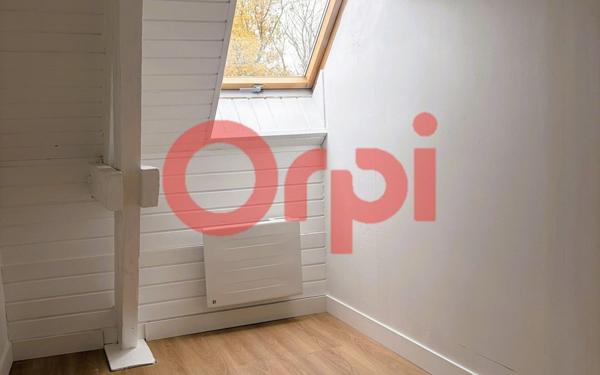 Maison à louer    3 pièces •  Estrées-Mons