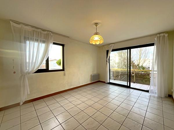 ROYAN - Emplacement privilégié  Appartement lumineux proche du Marché Central