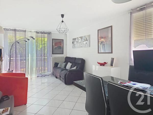 Appartement F3 à vendre  3 pièces - 51,02 m 2   SETE  - 34