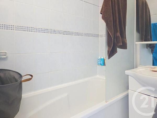 Appartement F3 à vendre  3 pièces - 51,02 m 2   SETE  - 34