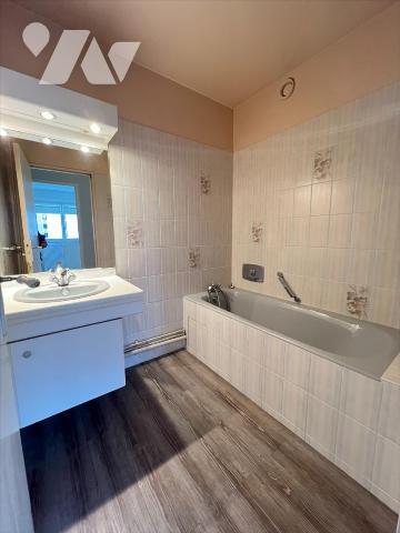 APPARTEMENT 5 PIECES 118m²