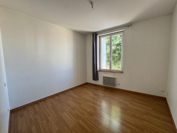 GAILLAC . Maison de +/- 97 m²