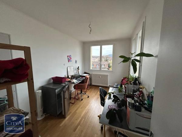 Appartement à louer 4 pièces 61.57m² Besançon (25000)