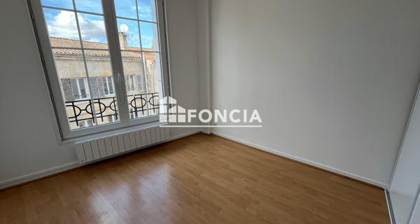Location Appartement 3 pièces 54.3 m² - Niort 79000