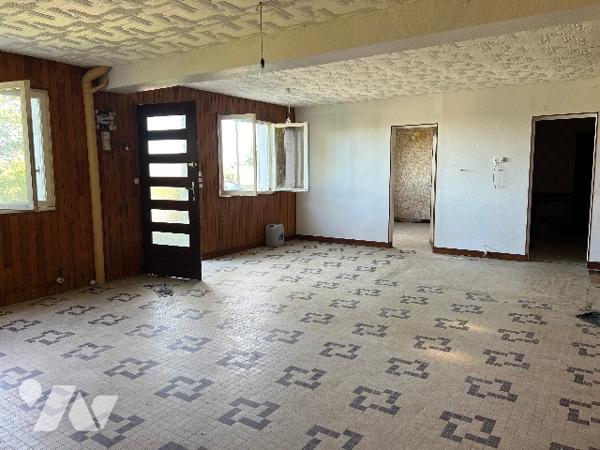 Appartement T2 de 73,55 m² en rez-de-jardin, avec jardin clos et garage situé à BAGNERES-DE-BIGORRE