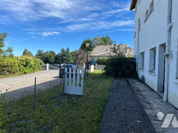 Appartement T2 de 73,55 m² en rez-de-jardin, avec jardin clos et garage situé à BAGNERES-DE-BIGORRE