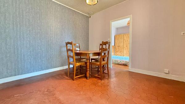 Appartement Corbeil Essonnes 2 pièce(s) 27.67 m2