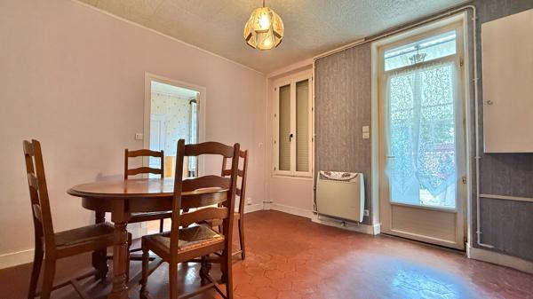 Appartement Corbeil Essonnes 2 pièce(s) 27.67 m2