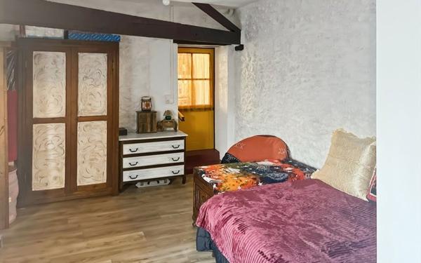 Maison à vendre    4 pièces •  Saint-Clar