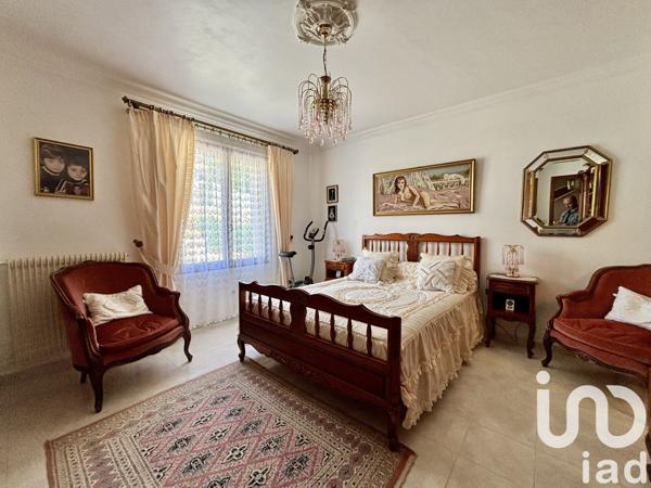 Maison à vendre 8 pièces 203 m² Saint-Raphaël