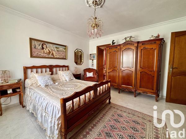 Maison à vendre 8 pièces 203 m² Saint-Raphaël