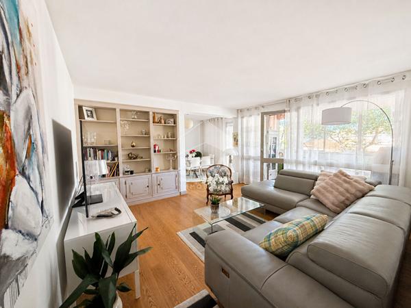 Perpignan centre : appartement 4 pièces dans résidence avec piscine