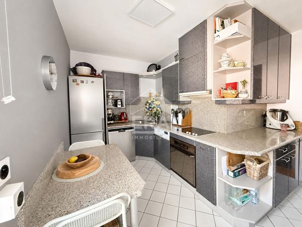 Perpignan centre : appartement 4 pièces dans résidence avec piscine