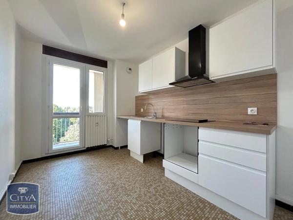 Appartement à louer 2 pièces 47.15m² Saint-Genis-Laval (69230)