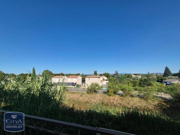 Appartement à louer 2 pièces 47.79m² Pont-Saint-Esprit (30130)