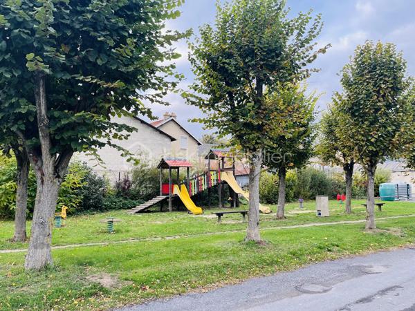 Terrain de 2 068 m²