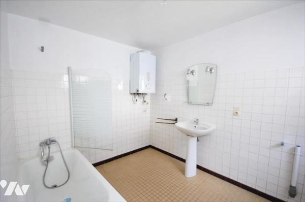 Immeuble avec trois appartements à Quimperlé