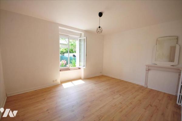 Immeuble avec trois appartements à Quimperlé