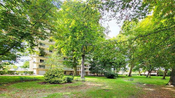 Appartement à vendre Bordeaux - 4 pièces, 68m² avec 3 chambre(s) à 150 000€ - AJP ACTEA Talence