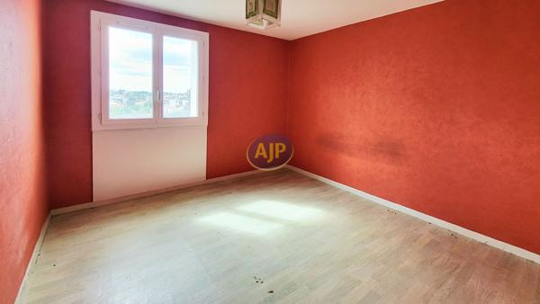 Appartement à vendre Bordeaux - 4 pièces, 68m² avec 3 chambre(s) à 150 000€ - AJP ACTEA Talence