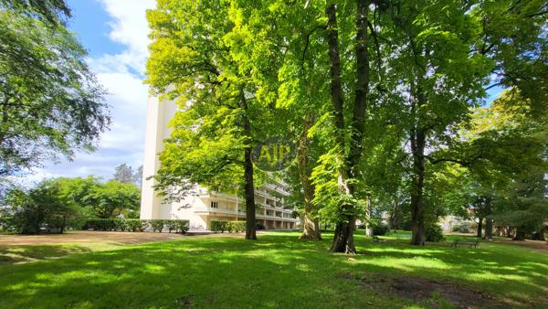 Appartement à vendre Bordeaux - 4 pièces, 68m² avec 3 chambre(s) à 150 000€ - AJP ACTEA Talence