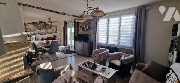 Pavillon sur sous-sol semi-enterré proche de THOUARS et des commodités, sans travaux.