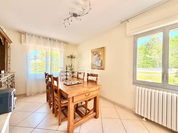 Maison Salles 213m² 5 chambres avec piscine et dépendances
