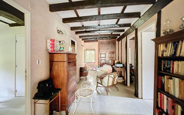 Maison à vendre    6 pièces • 184 m2 Villefranque