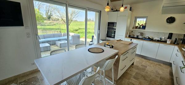 Longère Centre ville Azay sur cher 369 000 € H.A.I.*