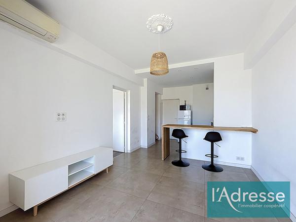 Appartement 2 pièces - secteur Laetitia - 44,58 m² avec terrasse, parking et ascenseur