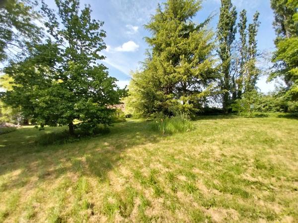 Maison+dépendance aménagée+parc