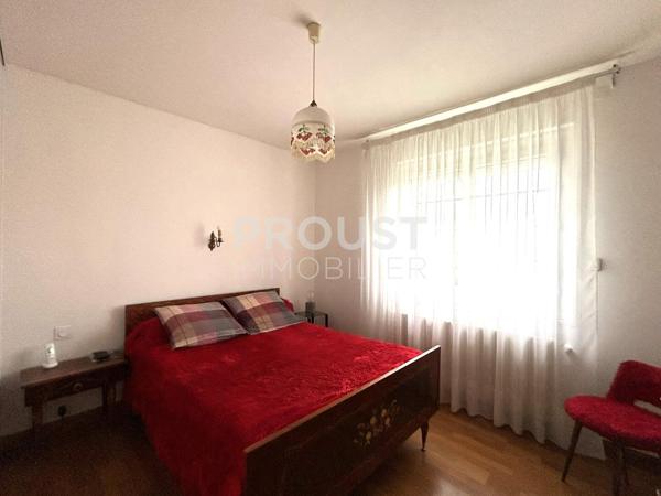 En exclusivité, quartier Souché pavillon de 140 m² avec jardin, garage.