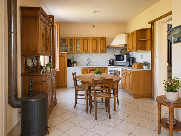 73100-Maison individuelle- proche lac -1075m2 de terrain