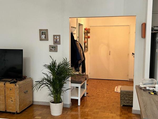 appartement de type 3/4 de 80 m²avec terrasse au calme