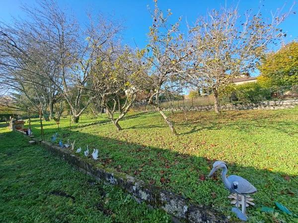 Maison à vendre |  Montmoreau-Saint-Cybard |  5 pièces | 76 m²