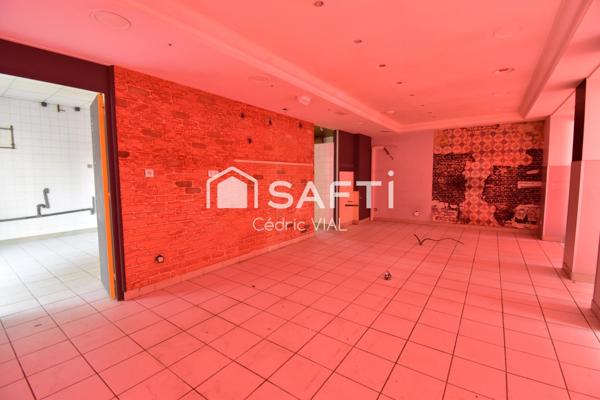 Murs commerciaux 67m² libre à Digne les Bains 04