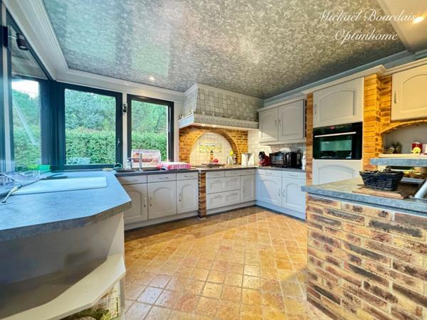 Rare propriété de charme sur presque 2 ha à 10 min de La Flèche