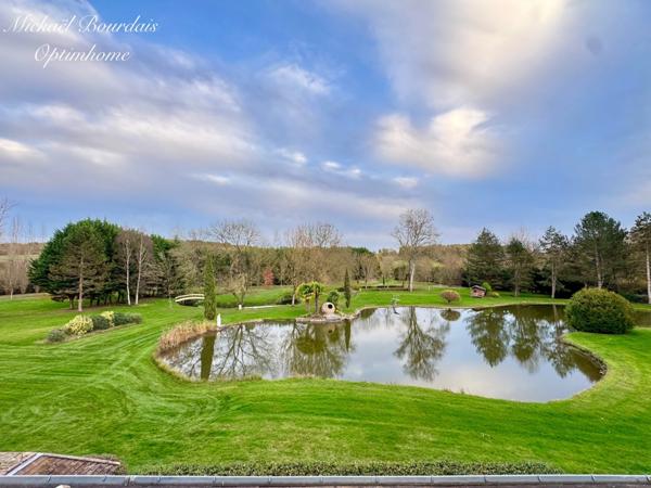 Rare propriété de charme sur presque 2 ha à 10 min de La Flèche