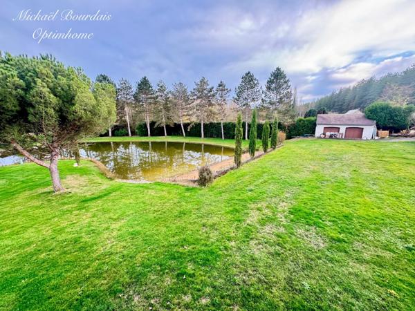 Rare propriété de charme sur presque 2 ha à 10 min de La Flèche