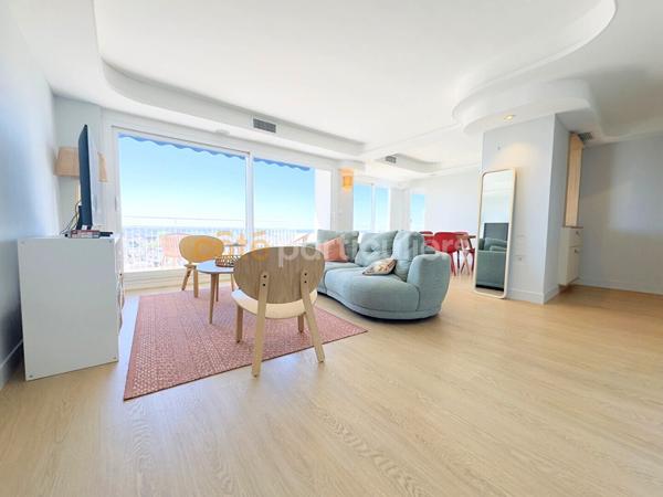 Location
                Appartement79,68 m² - 3 Pièces -
                    ORLEANS (45000)