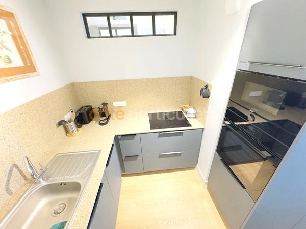 Location
                Appartement79,68 m² - 3 Pièces -
                    ORLEANS (45000)