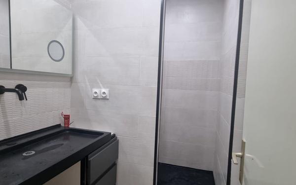 Appartement à vendre    3 pièces • 61,93 m2 Noisy-le-Grand