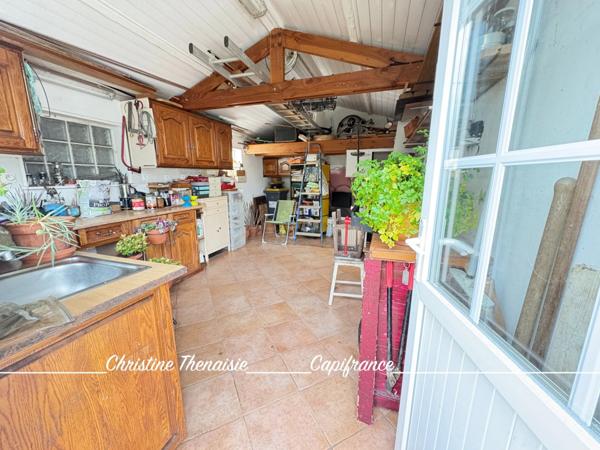 Maison à vendre - 6 pièces - à seulement 100 m de la corniche - SAINT HILAIRE DE RIEZ (85)