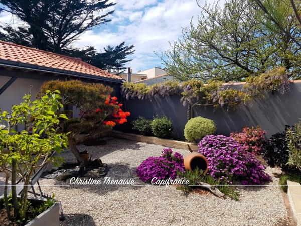 Maison à vendre - 6 pièces - à seulement 100 m de la corniche - SAINT HILAIRE DE RIEZ (85)