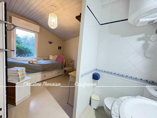 Maison à vendre - 6 pièces - à seulement 100 m de la corniche - SAINT HILAIRE DE RIEZ (85)