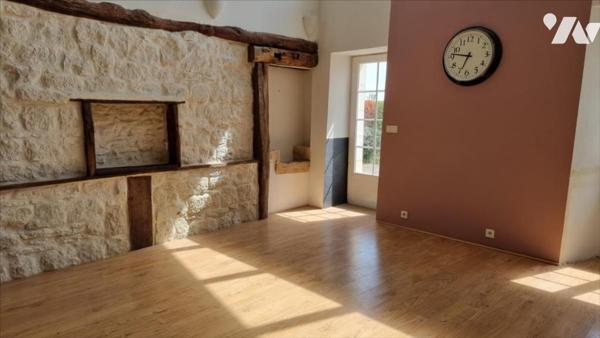 Maison en pierre + 2 gîtes