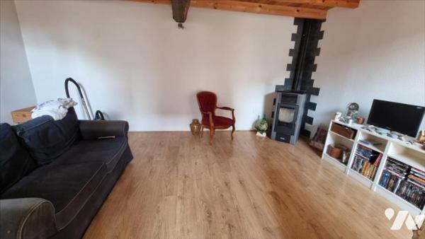 Maison en pierre + 2 gîtes