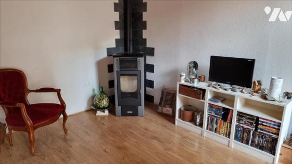 Maison en pierre + 2 gîtes